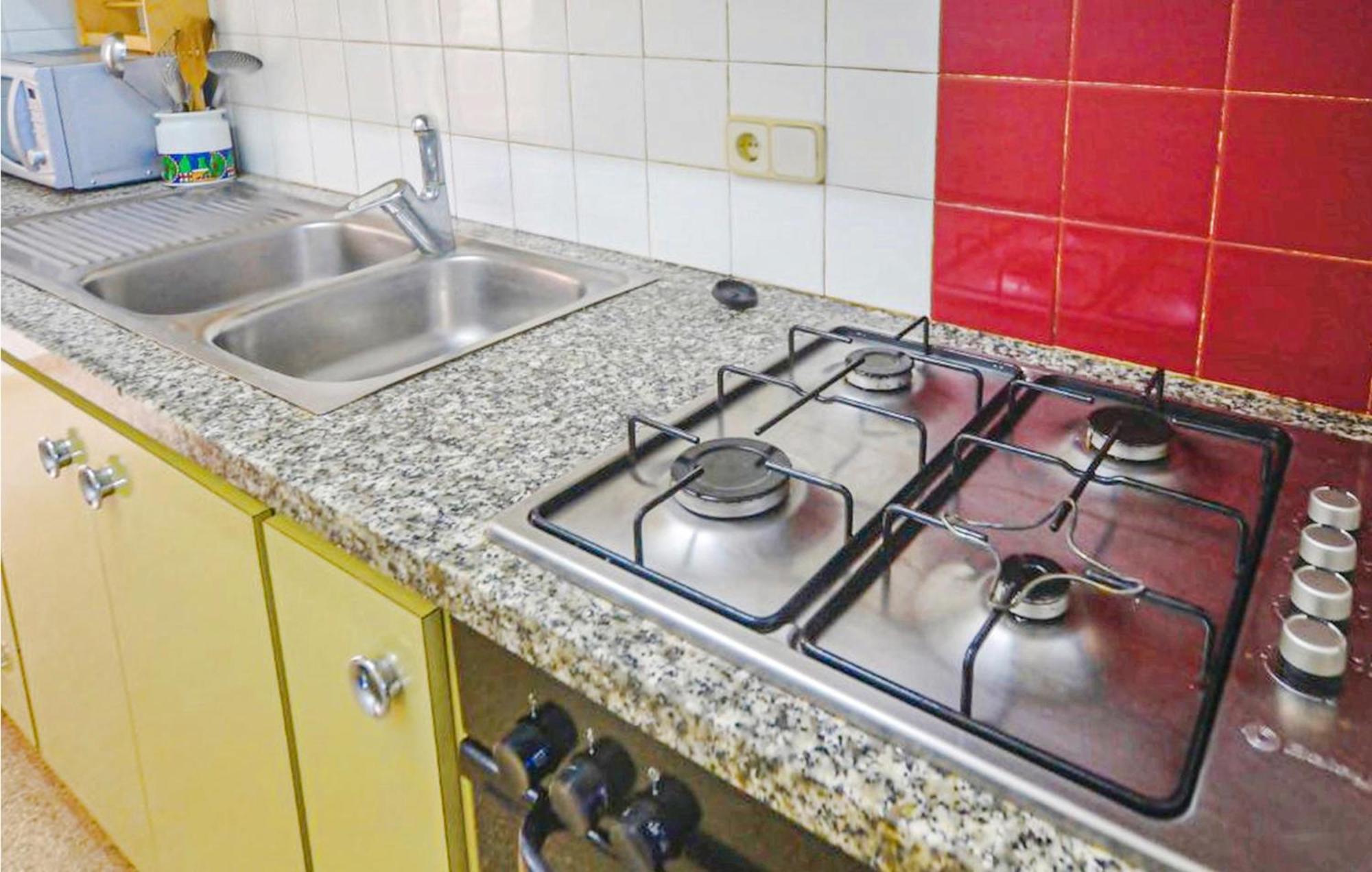 Awesome Apartment In Santa Susanna With Kitchen エクステリア 写真